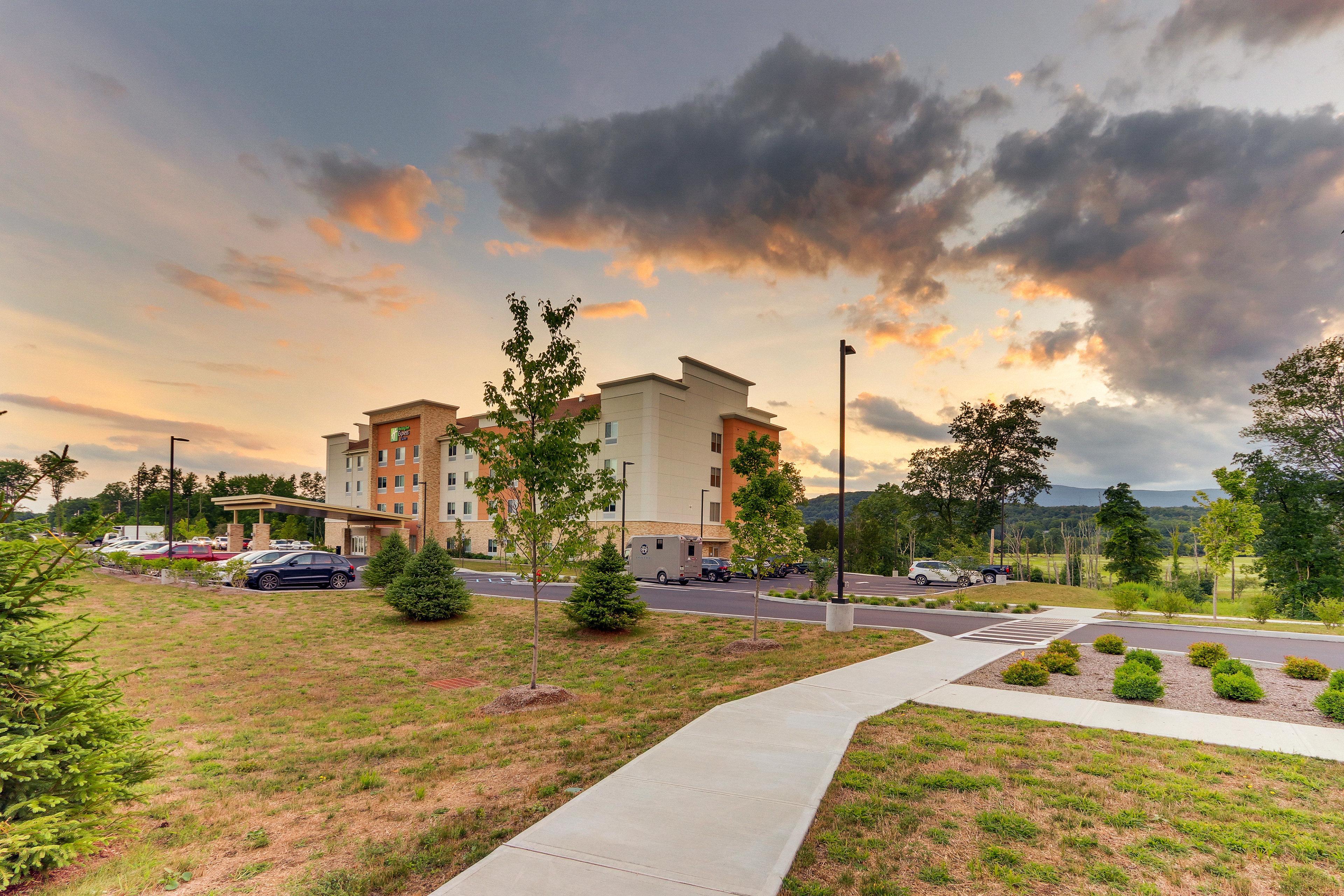 Holiday Inn Express & Suites - Saugerties - Hudson Valley By Ihg Exterior photo